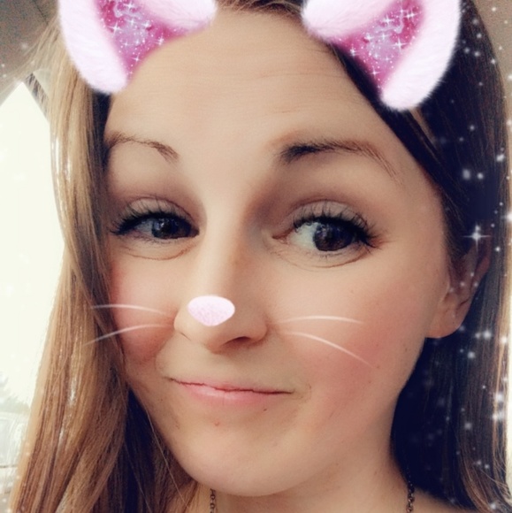 I'm a POSH AMBASSADOR! ๐ - Picture 7 of 7